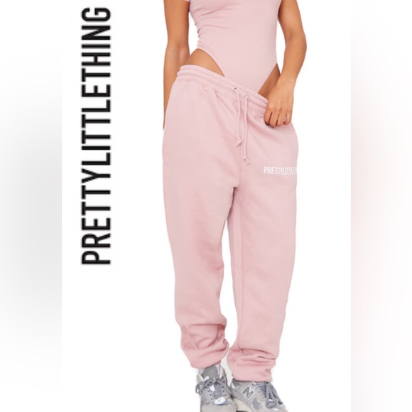 🩷Final  NWT PRETTYLITTLETHING LIGHT PINK HIGH WAIST CUFFED SWEATPANTS Size small - Picture 1 of 8